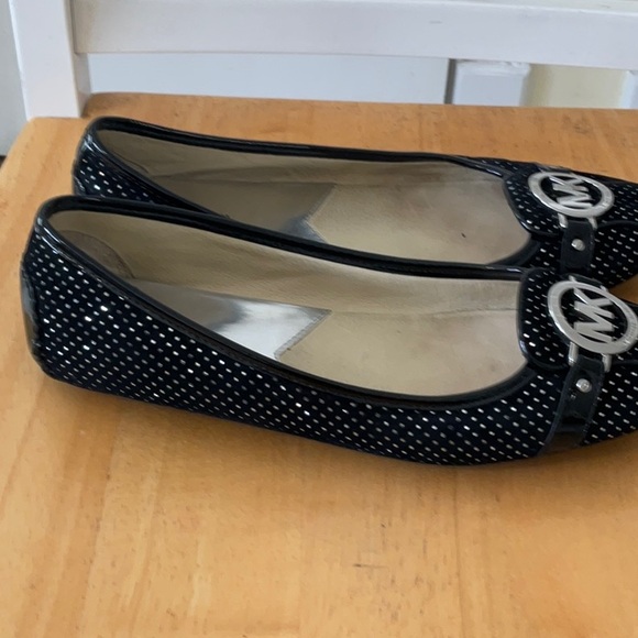 Michael Kors Black Polka Dot Women's Flats - Picture 3 of 7